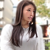 過激な質問に発情！街行く巨乳妻をナンパし連れ込み中出しハメ♪